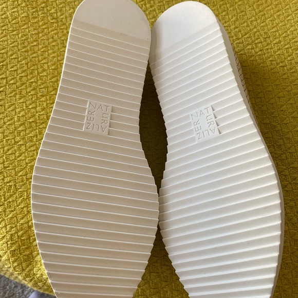 Naturalizer Rosalie metallic with tassels shoe - Picture 7 of 9